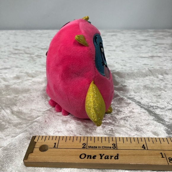 Mushmeez Pink Owl Squeezy Squishy Moldable stuffed animal plush toy - Picture 4 of 8